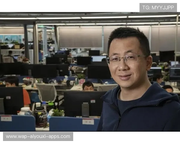 张一鸣转型，算法公司迎来AI发展新机遇，张一鸣用什么编程语言